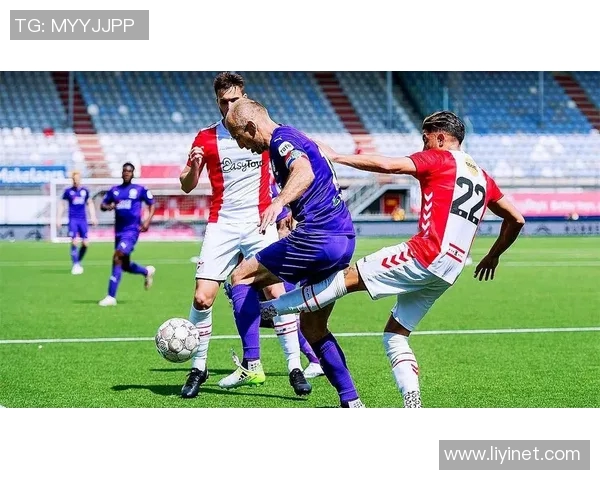 荷甲联赛精彩对决埃门主场迎战海牙争夺三分荣耀